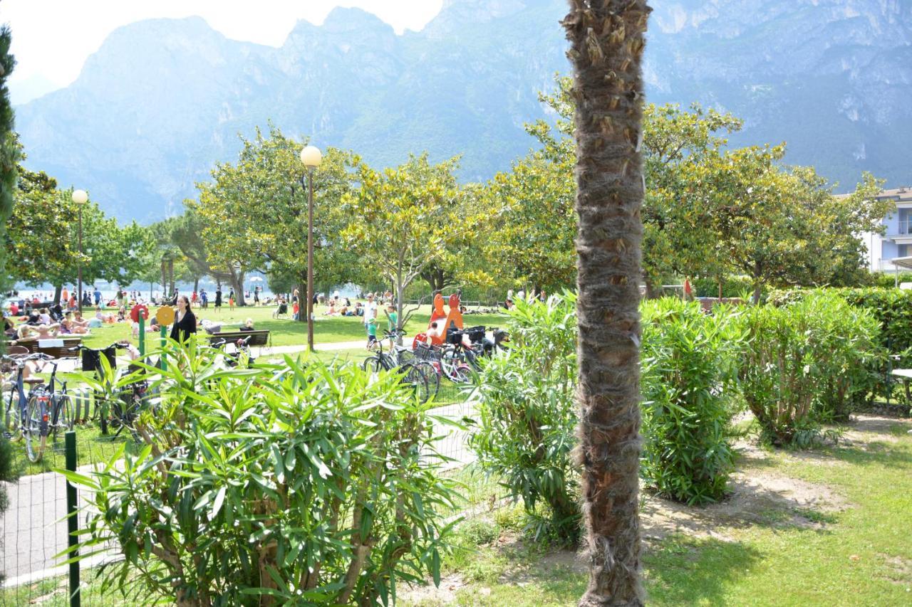 Terrazza Sul Lago Riva del Garda Exterior foto